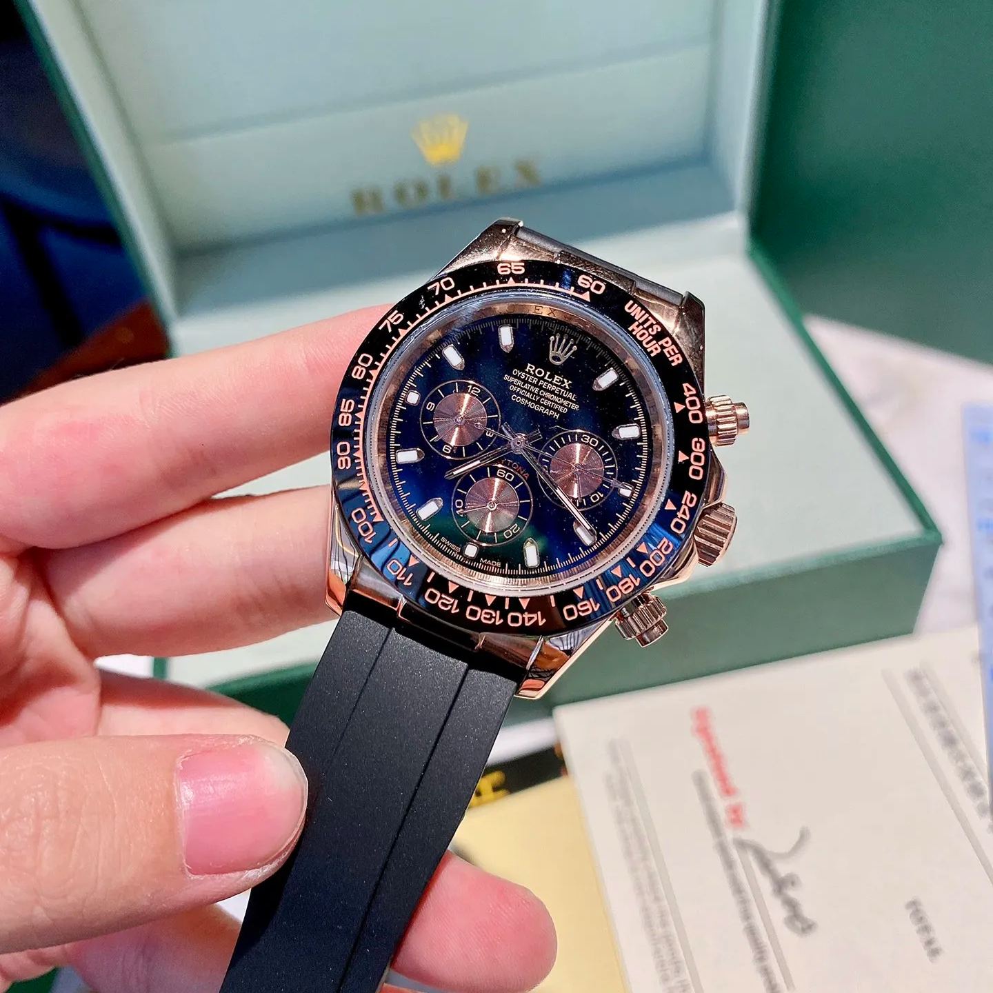 【15-20日間の輸送時間】【ROLEX】 デイトナ   40mm