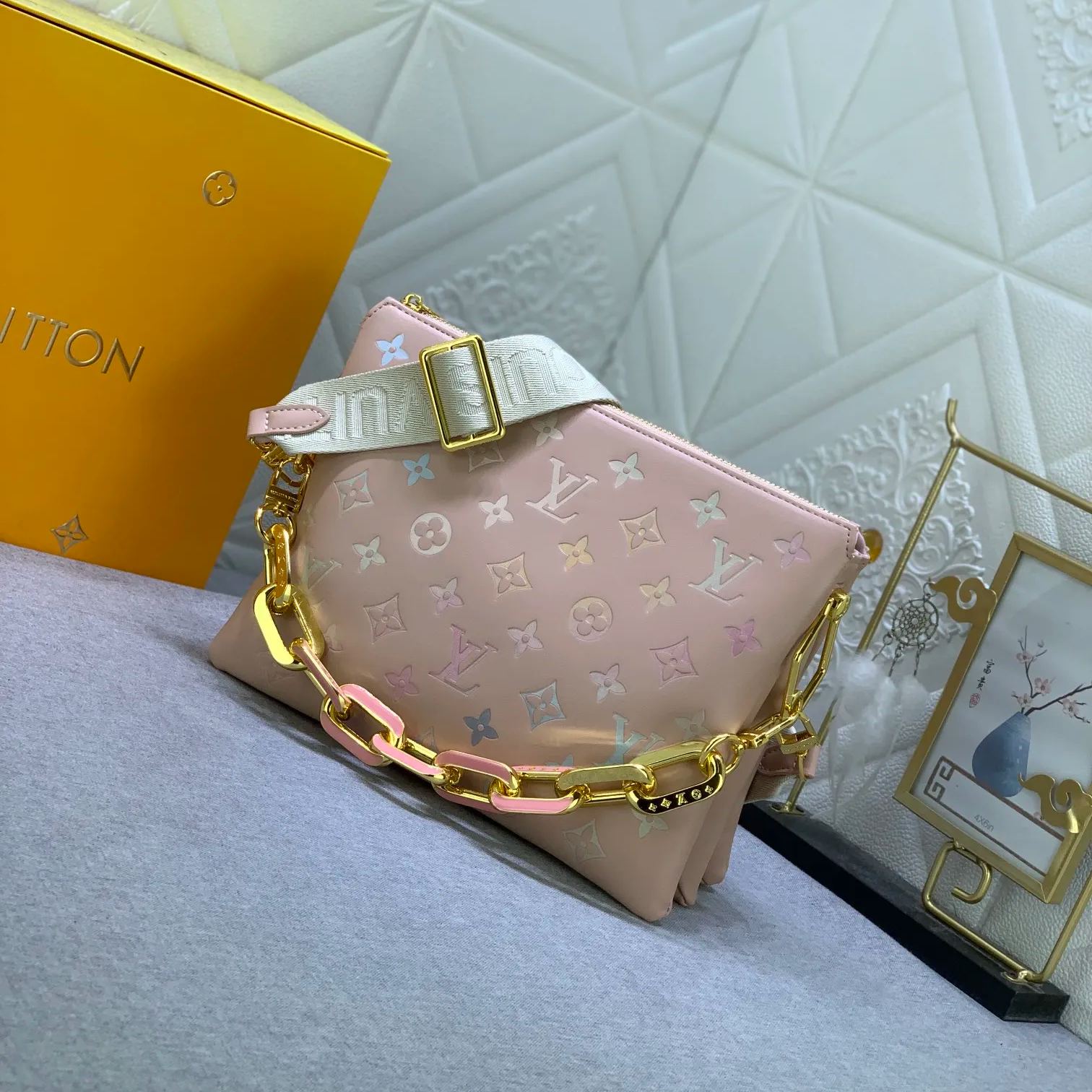 【Louis Vuitton バッグ】26 x 20 x 12CM